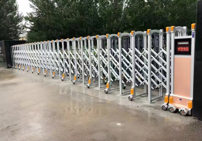 于洪区沈阳伸缩门